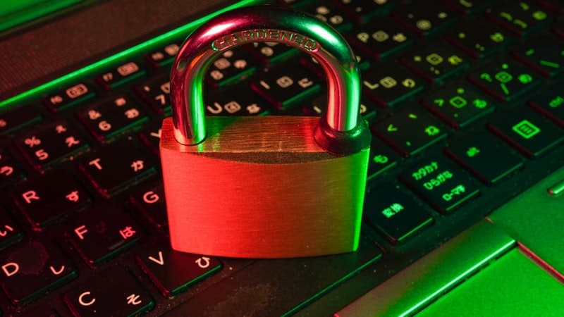 Privacy and anonymous browsing concept for TikTok downloading