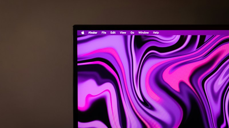 High quality 4K video streaming comparison on a display